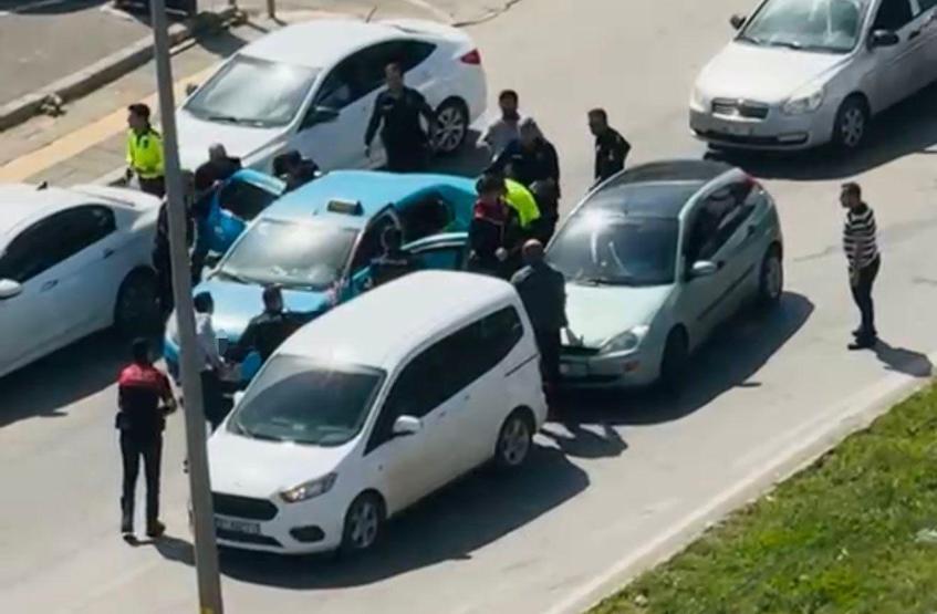 Gaziantepde dehşet dolu anlar Taksiciyi rehin alıp polisle çatıştı