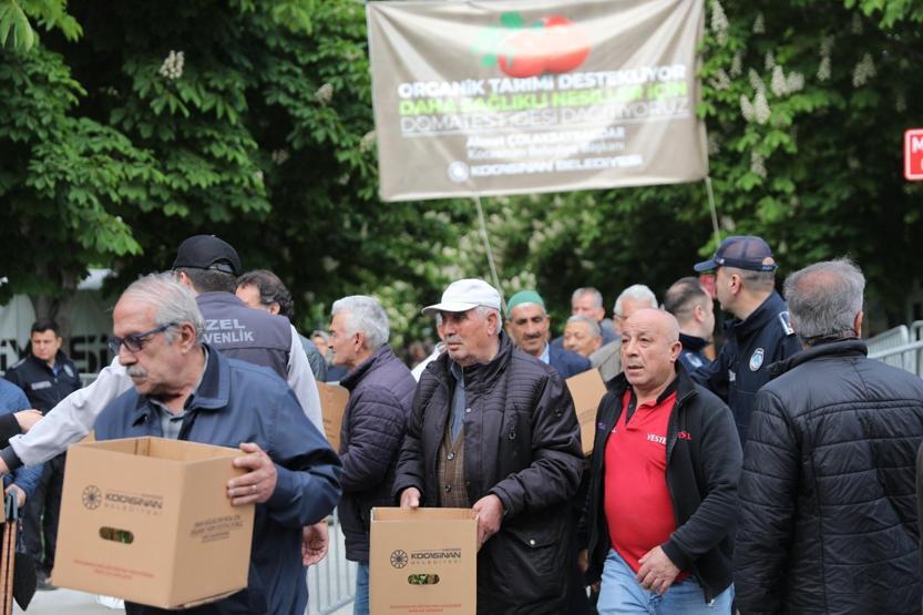 Kuyruk kilometrelerce uzadı: Üreticiye organik destek