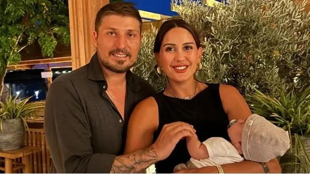 Sahra Işık Boşandığını Duyurdu