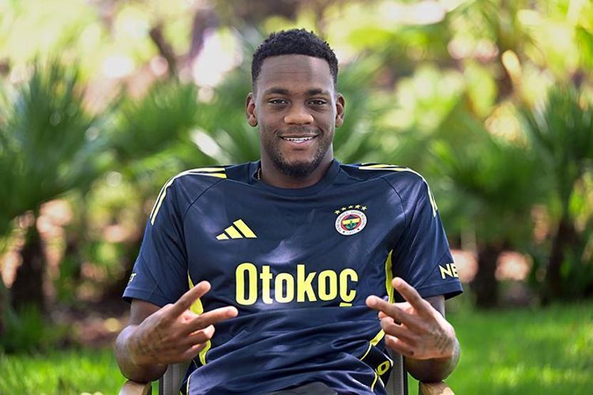 Galatasarayda Okan Buruk, Jhon Duran transferi için kararını iletti