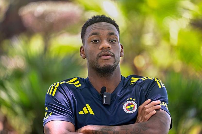 Galatasarayda Okan Buruk, Jhon Duran transferi için kararını iletti