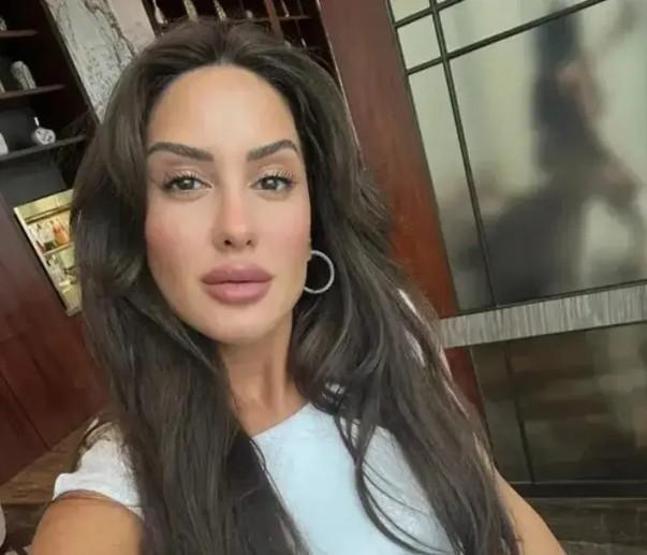Sahra Işık boşanma sonrası sessizliğini bozdu: Oğlu Pamir’le yeni başlangıç