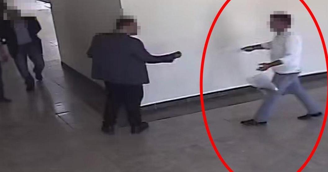 Sivrihisar Belediye Başkanı Dökmeci’ye yumruklu saldırı