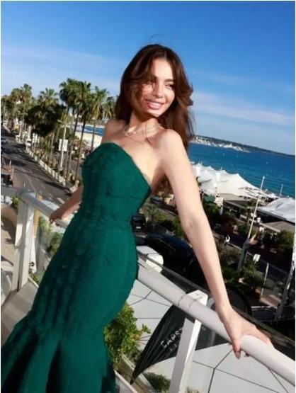 Melisa Aslı Pamuk Cannes’da şıklığıyla büyüledi