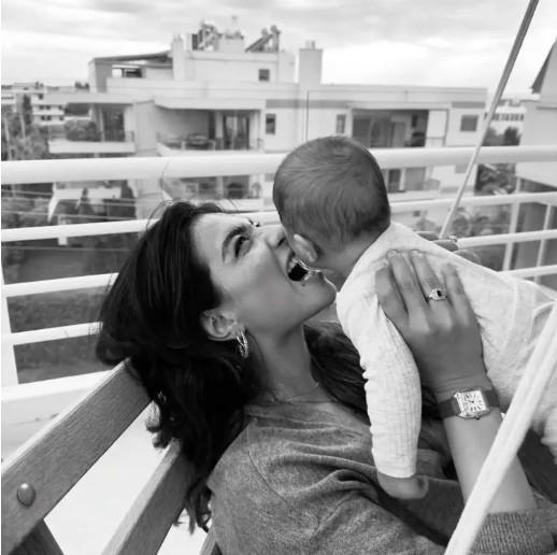 Melisa Aslı Pamuk Cannes’da şıklığıyla büyüledi