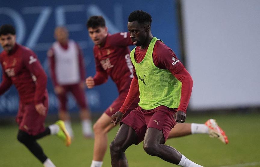 Galatasaray, şampiyonlukla sezonu kapatıyor Kasımpaşa mesaisi…
