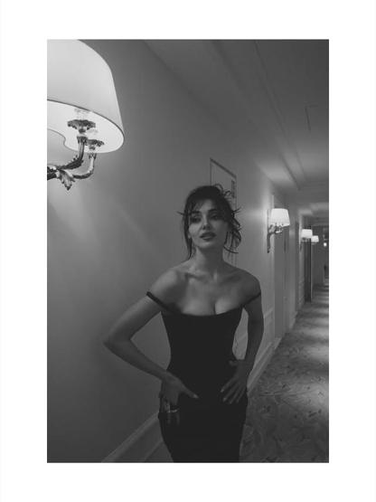 Hande Erçel tarzıyla büyüledi Beğeni butonu çöktü: Asaleti muazzam