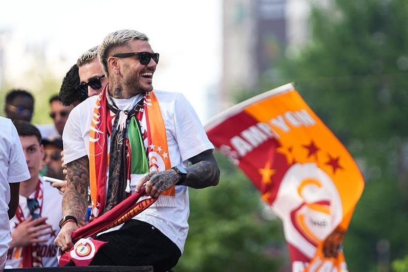 Galatasarayda Icardi müjdesi: KALIYOR