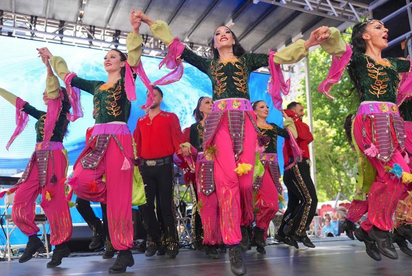 New York sokakları kırmızı-beyaz: 43. Türk Günü Yürüyüşü coşkuyla kutlandı