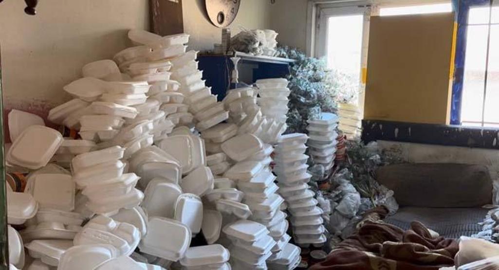 Bir gün lazım olur diyerek başlıyor, kar topu gibi büyüyor Eşyalarla kurulan tehlikeli bağın perde arkası