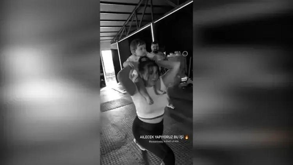 Gizem Karacadan Eşi ve Kızıyla Eğlenceli Paylaşım: “Ailecek Yapıyoruz Bu İşi”