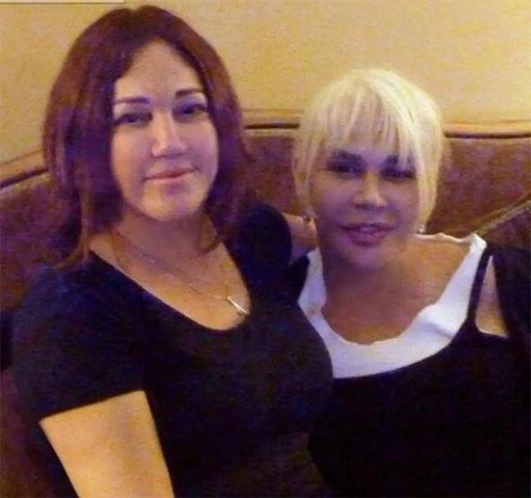 Yılların Dostluğunda Soğuk Rüzgar Nazan Öncelin Sahnedeki “Kanlıca” Çıkışı Olay Yarattı Gözler Sezen Aksu’da