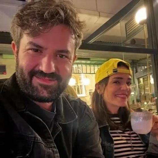 İPEK KARAPINAR ANNE OLUYOR: Ünlü Oyuncu Bebeğinin Cinsiyetini Açıkladı