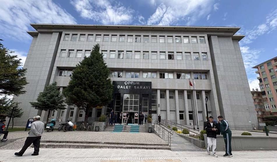 Kuaför değil soygun şebekesi Müşterilerin adına kredi çekmişler