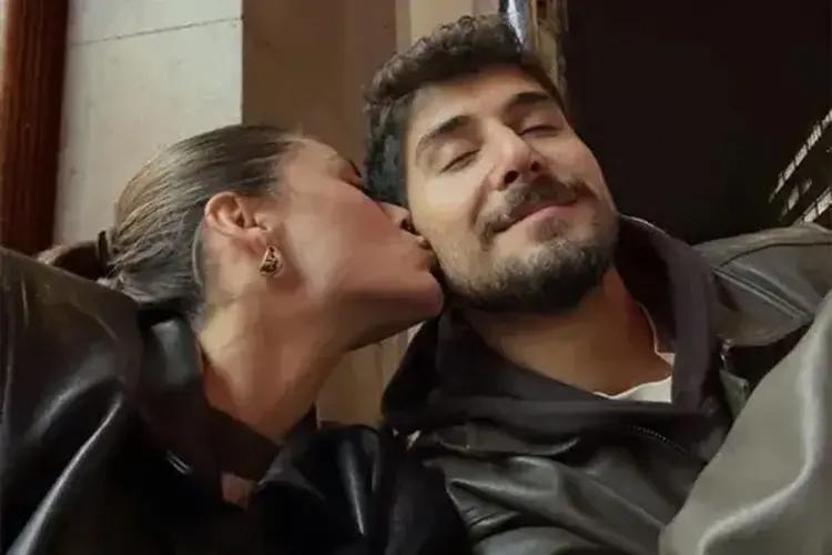 Sıla Türkoğlu Şehir Hayatına Mola Verdi, Bahçeye Girdi Doğal Hali Sanal Medyayı Salladı