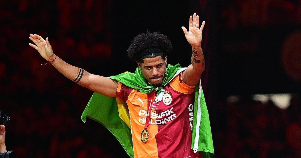 Galatasaray’dan Napoli’ye sert duruş: İki yıldız için 85 Milyon euroluk paket fiyat