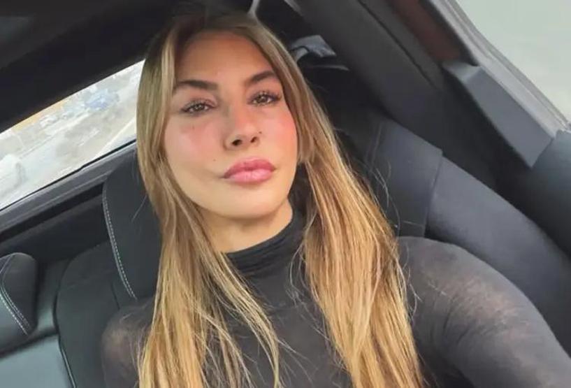 YILIN AŞK BOMBASI Çağla Şıkel Kendisinden 13 Yaş Küçük Yeni Sevgilisiyle Çeşmede Ortaya Çıktı Plajda Sarmaş Dolaş