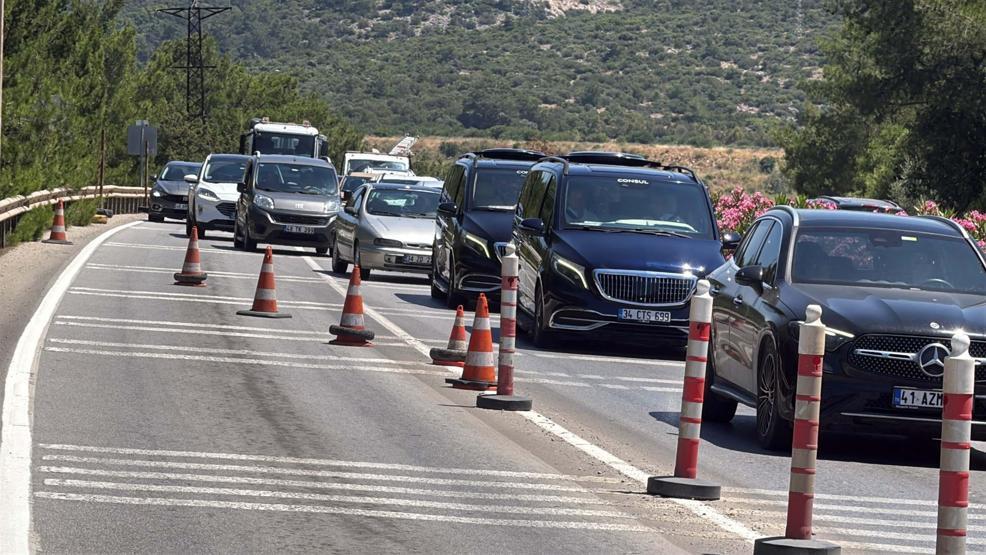 Tam 190 bin araç Bayram tatili için akın akın Muğlaya gidiyorlar...