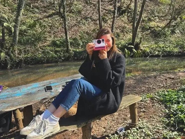 AŞK BELGELENDİ Afra Saraçoğlu-Poyraz Yosmaoğlu Çiftinden İlk Kare Geldi