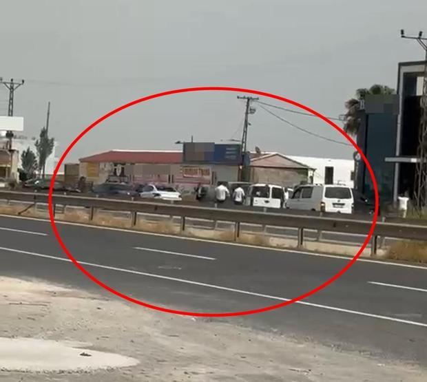İki aile arasında yol verme kavgası: 2 ölü