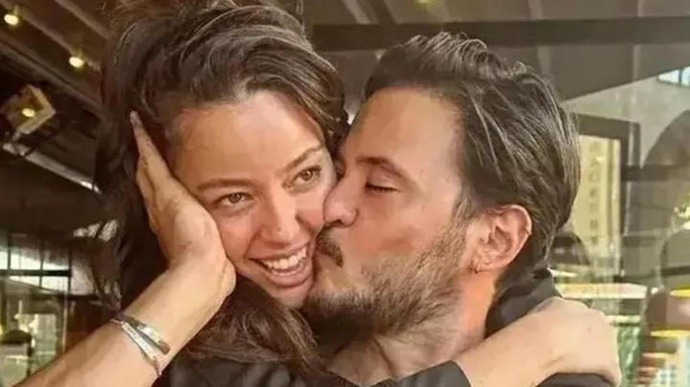 Pelin Akil ve Anıl Altan çocukları için yeniden bir araya geldi Bayram pozu ilgi gördü