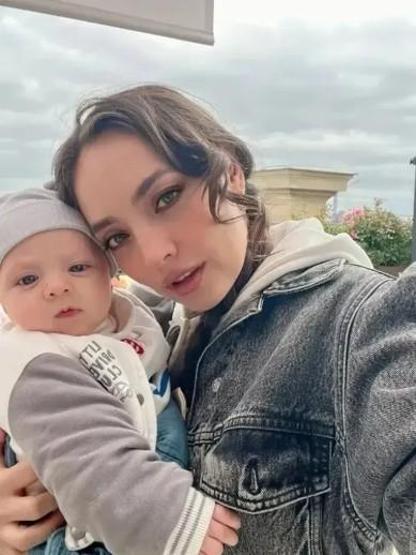 Zeynep Tuğçe Bayat’tan güldüren paylaşım “Beş dakika babasına verdim, burada buldum”