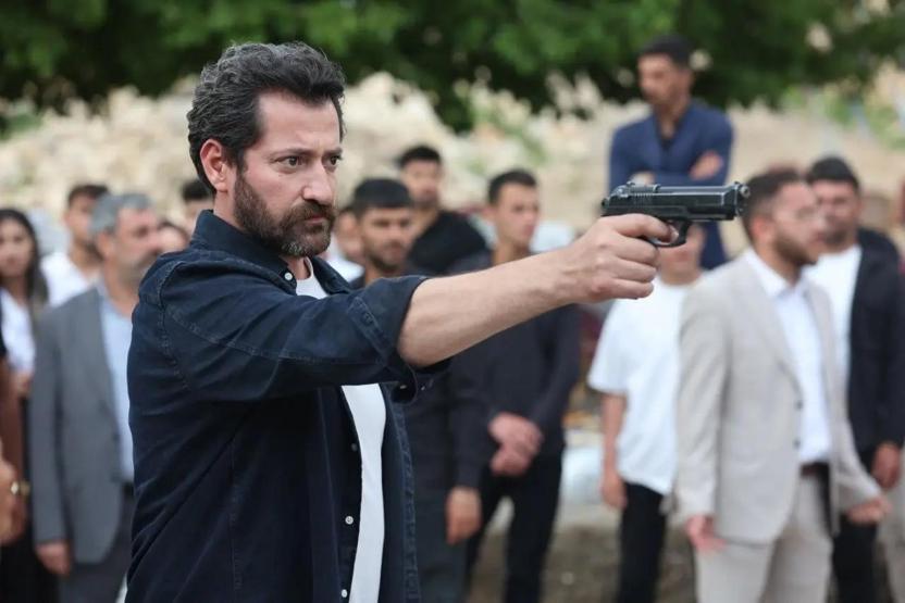 Uzak Şehirden Hafızalara Kazınan Sezon Finali Kübra Ünlü Yazdı