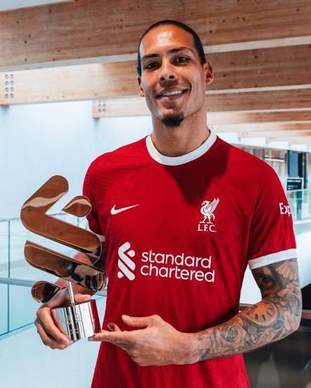 Galatasarayın gündemindeydi Fenerbahçe, Van Dijk için devreye girdi...