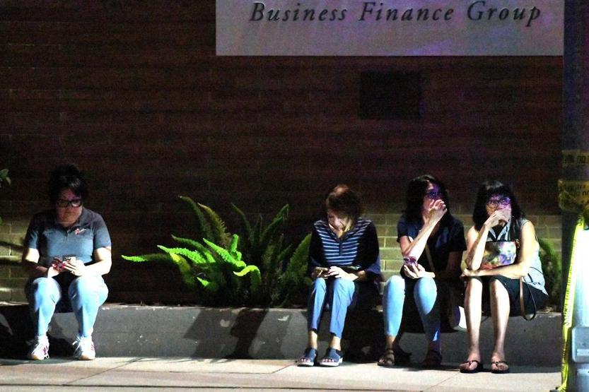 ABD saatlerdir bu rehine krizine kilitlendi Bomba tehdidiyle başladı, bankadakileri rehin aldı...