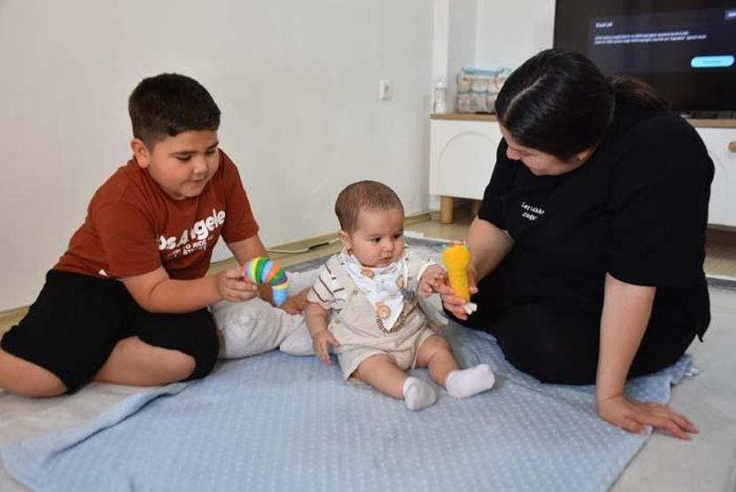 SMAlı Aslan Efe, Kas Kaybetmeden Destek Bekliyor
