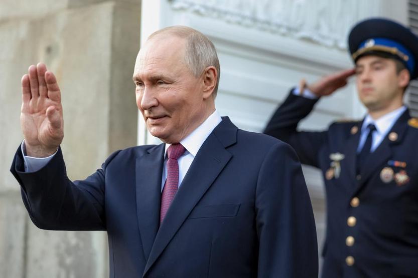 Putin’in Davos’u ikiye bölündü: Savaş ya da barış Finans devlerinin yerini, silahlar aldı…