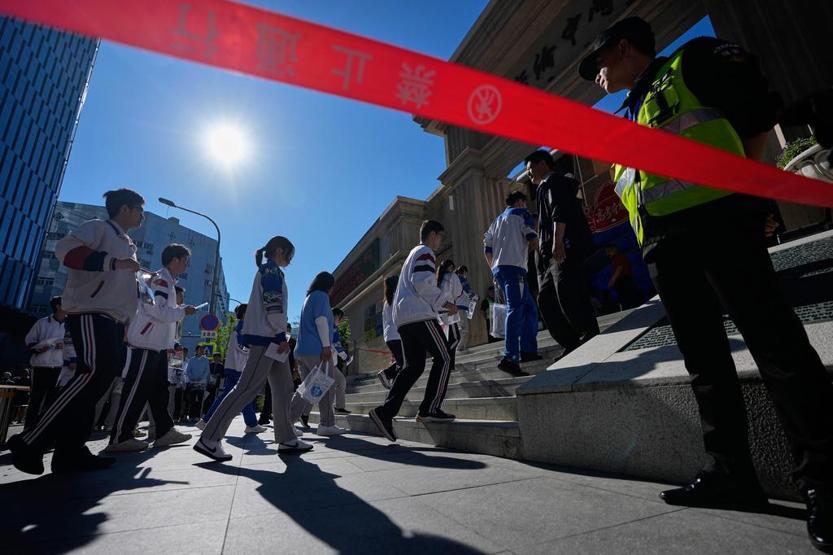 Çin’de yaklaşık 13 milyon genç için zorlu ‘gaokao’ maratonu başladı