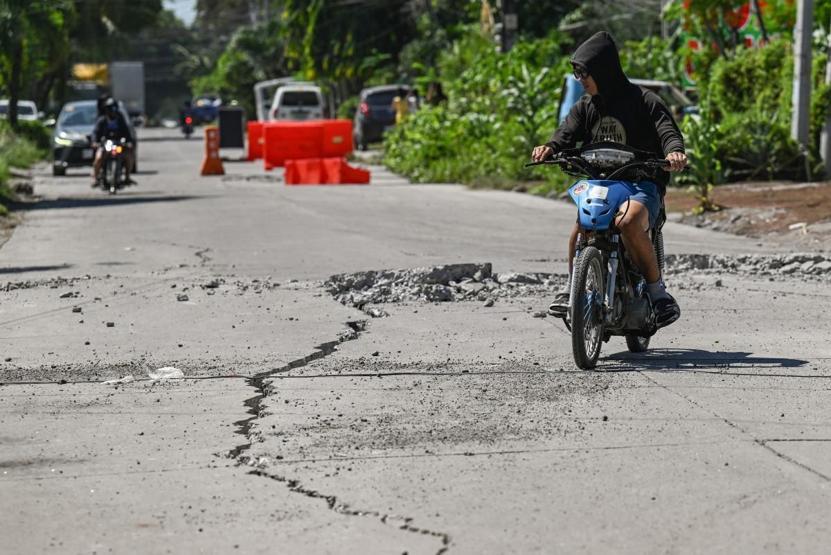 Filipinler’i vuran 7.8 büyüklüğündeki depremde can kaybı 41’e yükseldi