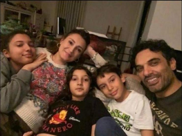 Ünlü çiftin gurur günü: Oğulları ortaokuldan mezun oldu