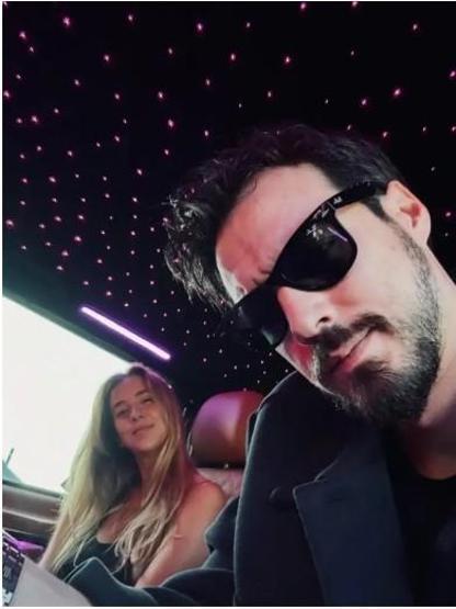 Mert Yazıcıoğlu’ndan sevgilisi Zeynep Artukmaç’la romantik tatil pozu