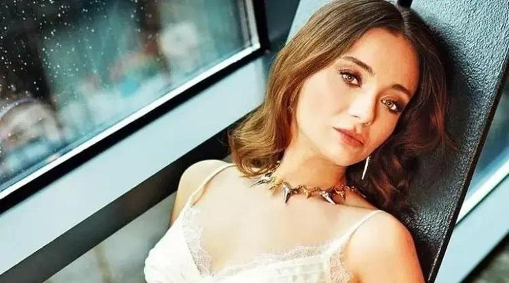 Damla Sönmez İle İlkay Akıncı Evleniyor Magazin Gündemine Bomba Gibi Düşen İddia İşte Nikah Tarihi...