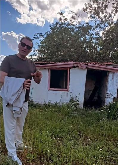 Rafet El Roman’dan nostaljik hamle: Doğduğu evi yeniden inşa ediyor