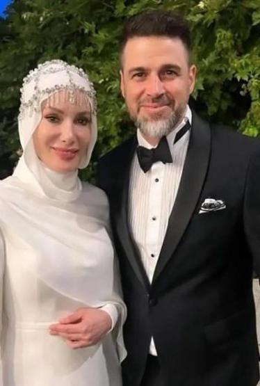 Reshad Strik’ten eşine romantik mesaj: Gamze Özçelik paylaşımlarıyla büyüledi