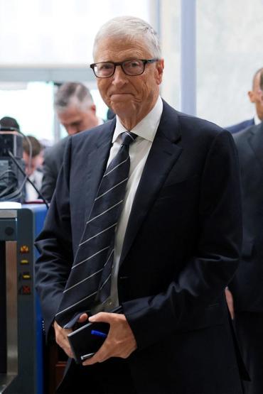 Bill Gatesten Epstein itirafları: Bana şantaj yaptı