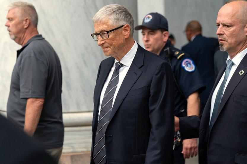 Bill Gatesten Epstein itirafları: Bana şantaj yaptı
