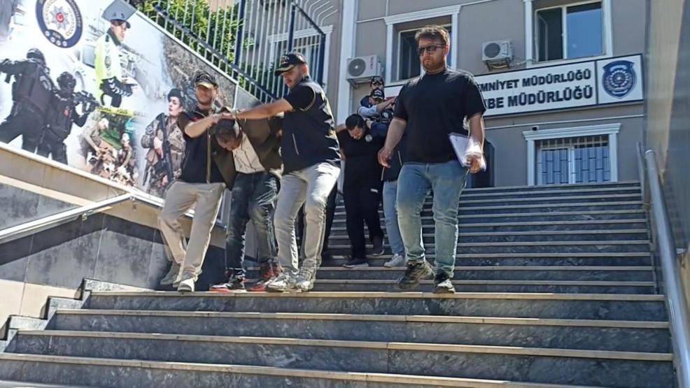 Hong Konglu kadını Amerikalıyım diyerek dolandıran Nijeryalı şüpheli İstanbulda yakalandı