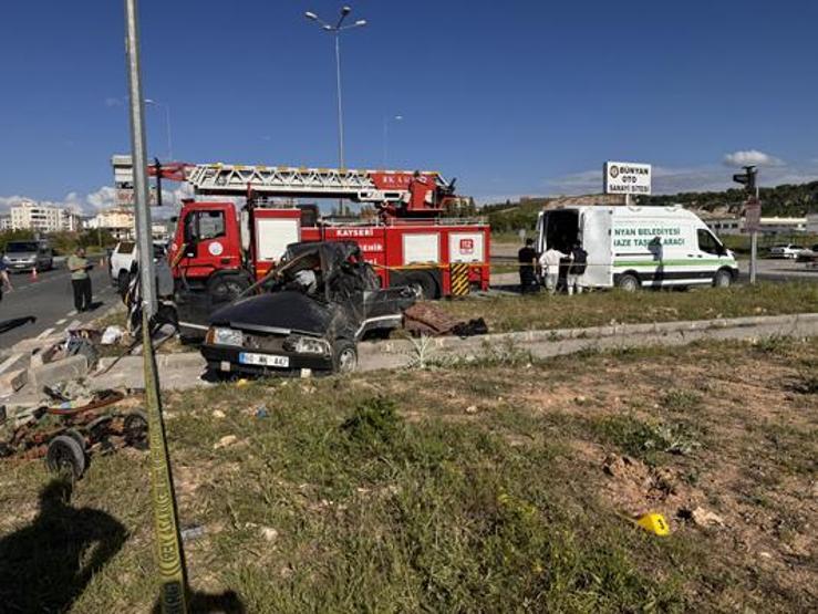 Kayseride feci kaza: 3 ölü, 5 yaralı