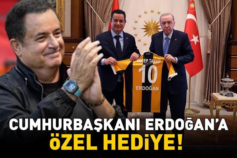 Acun Ilıcalıdan Cumhurbaşkanı Erdoğana ‘Hull City’ forması Beni çok onurlandırdı ve mutlu etti