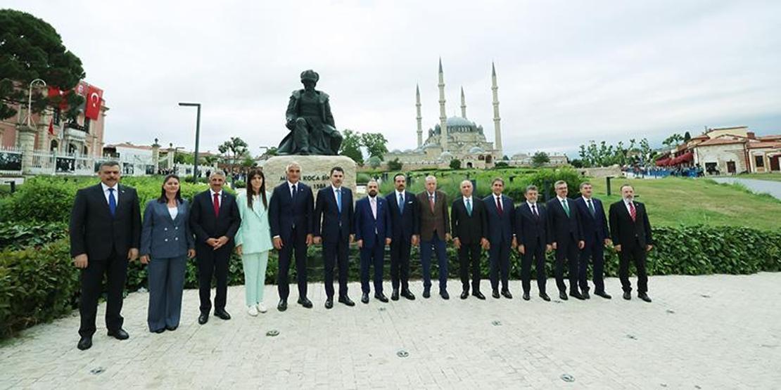 Cumhurbaşkanı Erdoğan Edirne’de vatandaşlarla bir araya geldi
