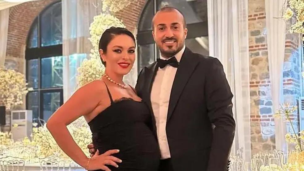 Magazin Kulislerini Hareketlendiren AŞK BOMBASI Ezgi Mola Cephesinden Yeni Aşk İddiası Gönlünü Ünlü Müzisyene Kaptırdı