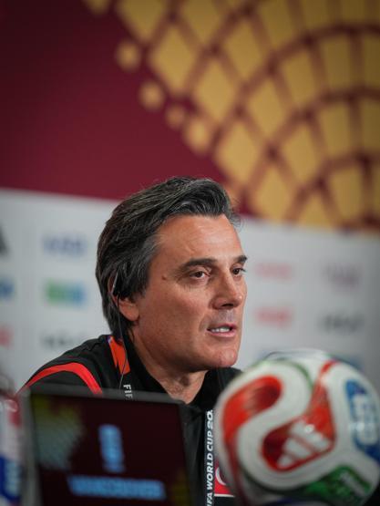 Montella, yıldız futbolcularımızın son durumları hakkında konuştu: Hakan, Arda, Kenan...