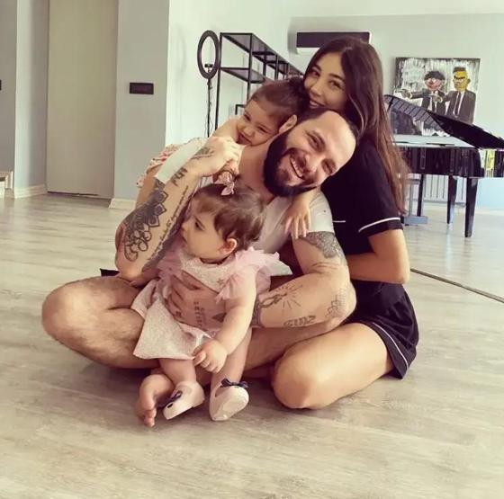 3. Kızına Hamile Olan Özlem Ada Şahini Çıldırtan Yorum Tepki Gösterdi