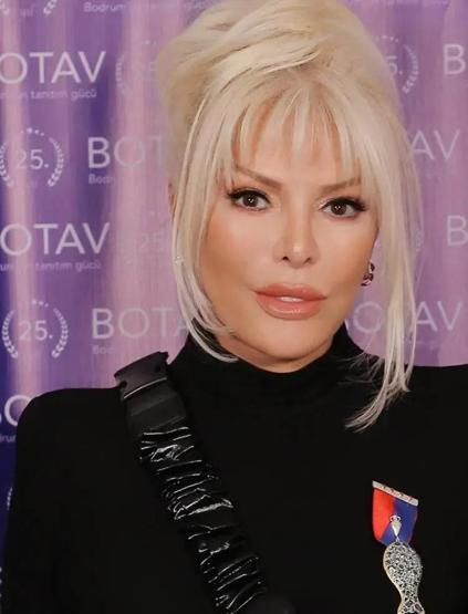 Kim der ki 80 yaşında Süperstar Ajda Pekkandan bomba itiraf: O kadar yalnızım ki…