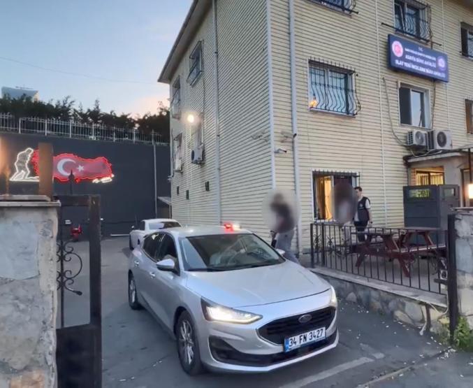 Çaldıkları minibüsle şehir turu yaptılar: İki çocuğa havadan takipli operasyon