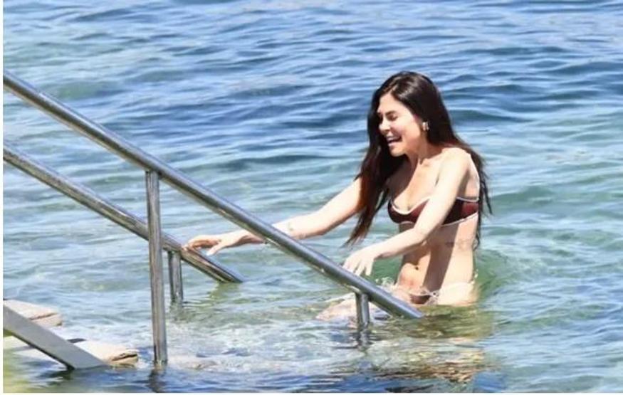 Daha 17’nin Nuray’ı Dilara Aksüyek serin suların tadını çıkardı